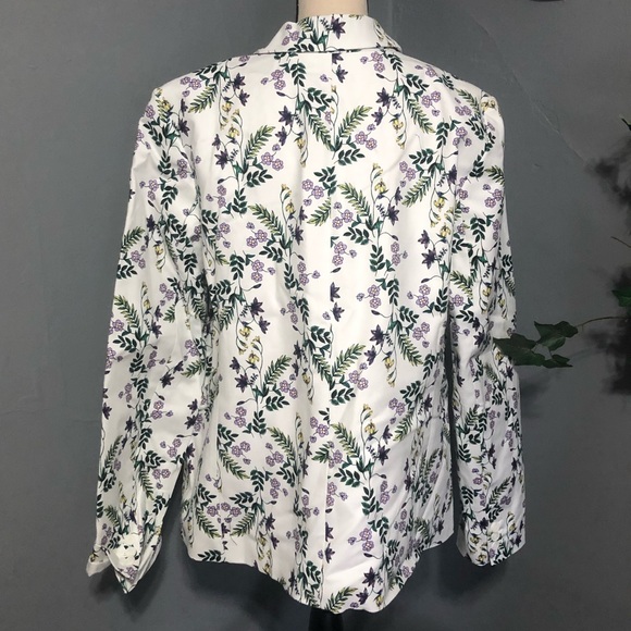 LIZ CLAIBORNE | WHITE FLORAL | ONE BUTTON JACKET | BRAND NEW WITH TAGS - Picture 5 of 7